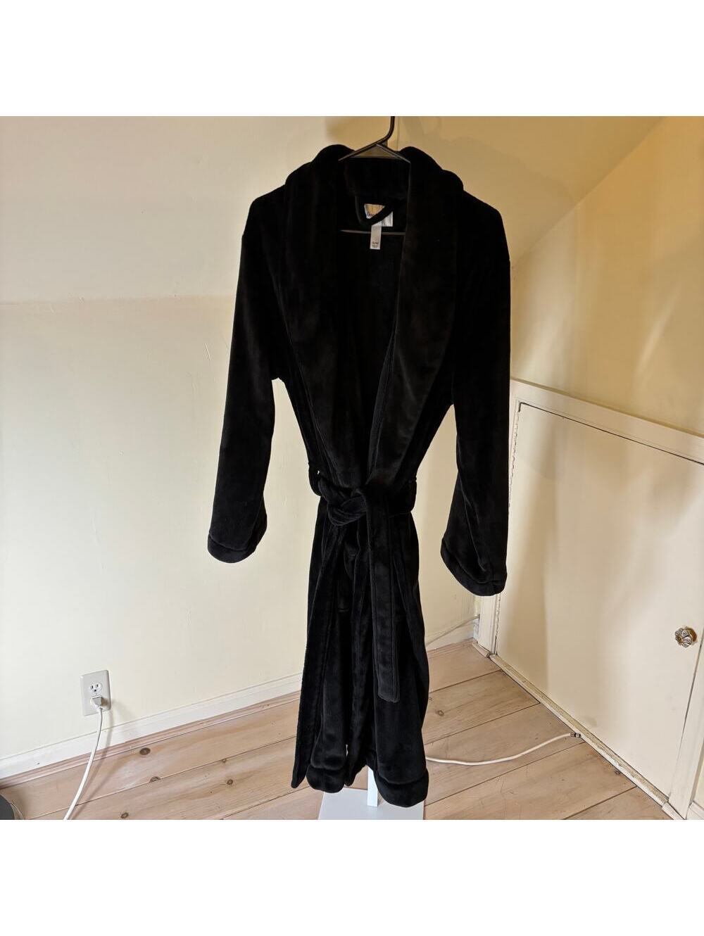 Goodfellow & Co. EUC Men's Plush Black Bathrobe Size S/M